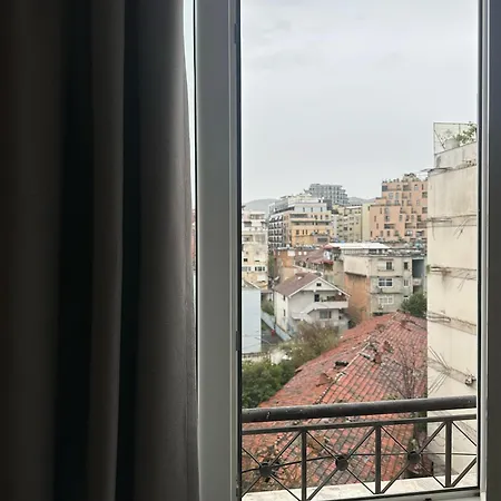 Blloku Luxurious Apartamento