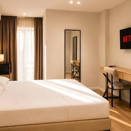 Blloku Luxurious * Tirana