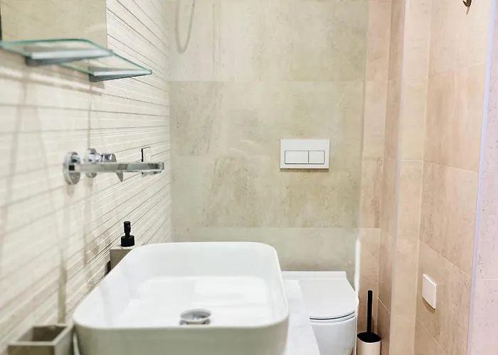 Blloku Luxurious * Tirana